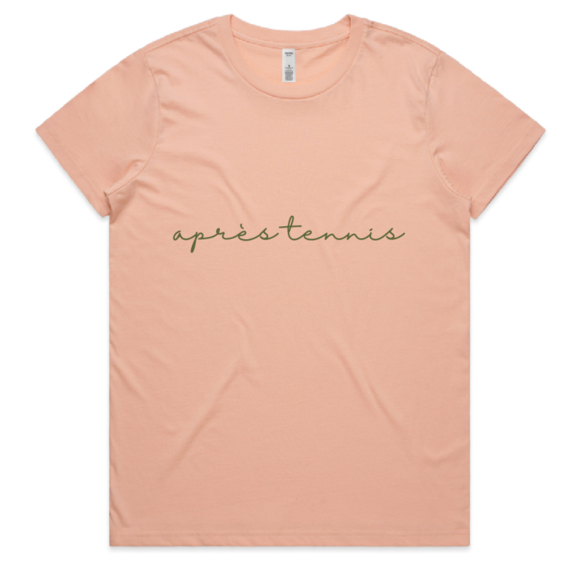 APRÈS TENNIS SCRIPT TEE - Limited Edition